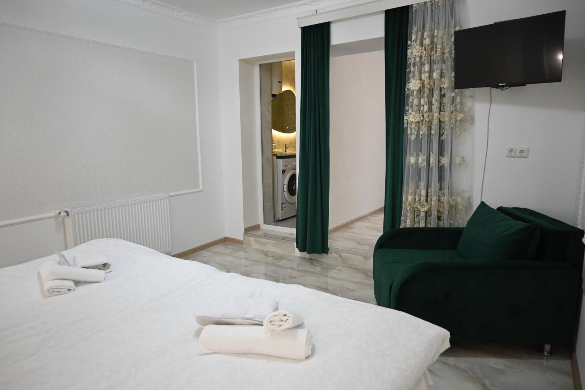Jerusalem Merkaz Hotel คูทายสิ ภายนอก รูปภาพ