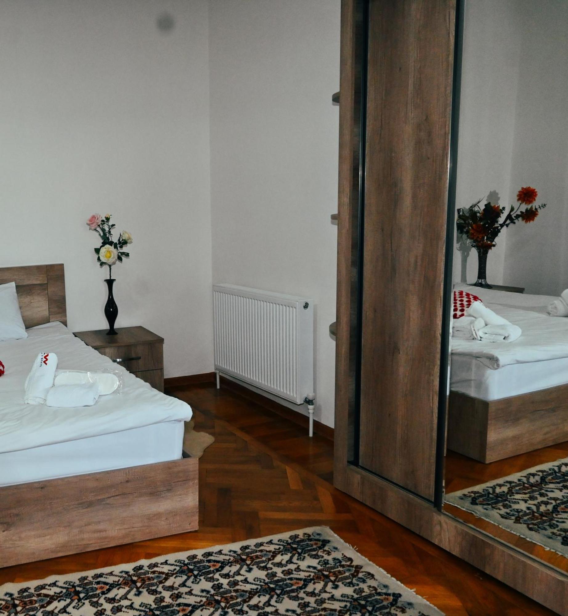 Jerusalem Merkaz Hotel คูทายสิ ภายนอก รูปภาพ